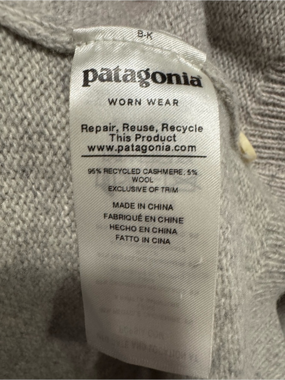 Patagonia Recycled Cashmere Cardigan in Birch White Sz S - Picture 5 of 8